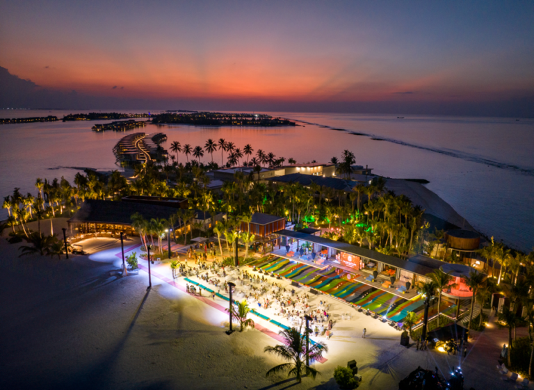 سو / جزر المالديف يُطلق سلسلة احتفالات فيستف جلام المتألقة بمناسبة اقتراب موسم الأعياد ورأس السنة الميلادية الجديدة