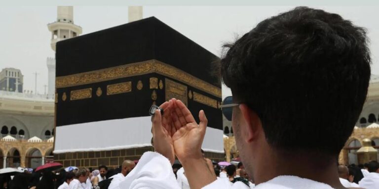 Grand Mosque Imam Urges Pilgrims to Adhere to Regulations, Avoid Crowding - grand mosque